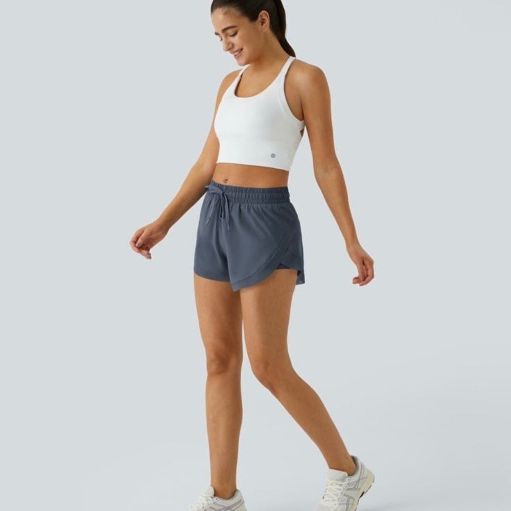 Halara Mid Rise‎ 2-in-1 Flowing Running Shorts 3" Medium - Picture 8 of 12